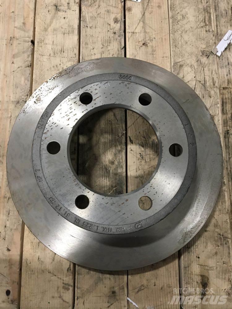 Meritor  ブレーキ