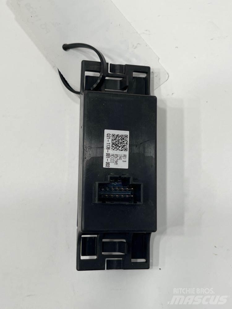 Paccar  電子機器