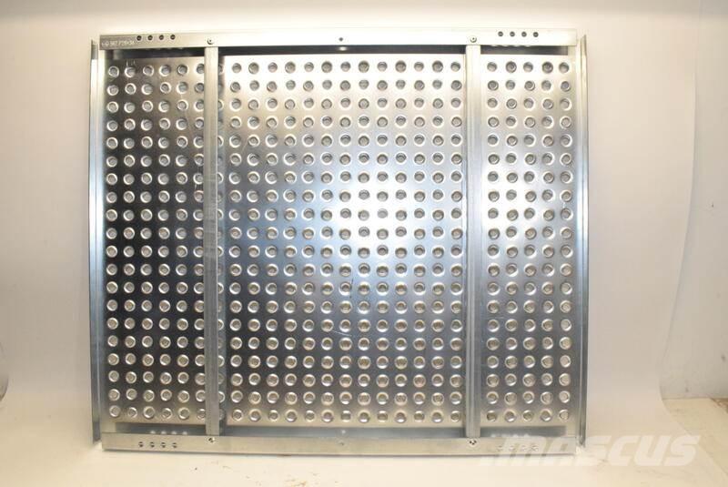 Universal  トラック・トレーラー - 　その他