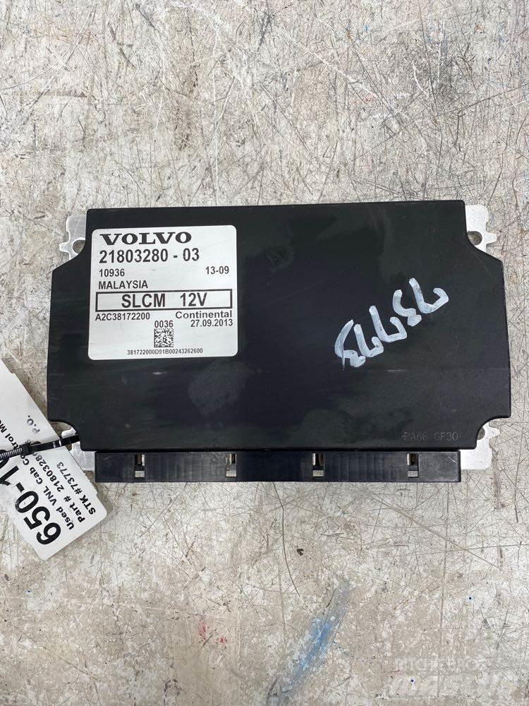 Volvo VNL キャビン及び内装