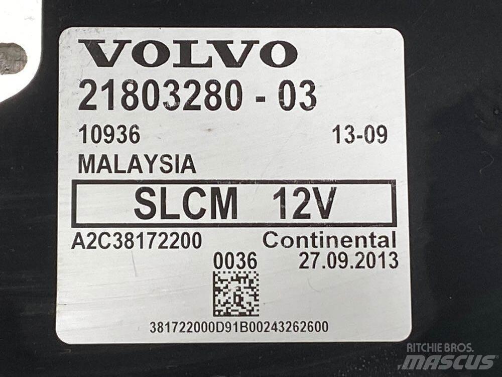 Volvo VNL キャビン及び内装