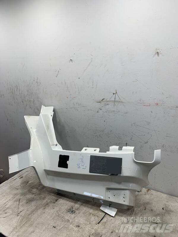 Volvo VNL キャビン及び内装