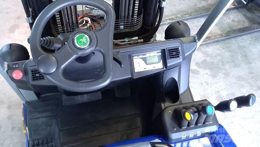 Cesab B 318 バッテリーフォークリフト