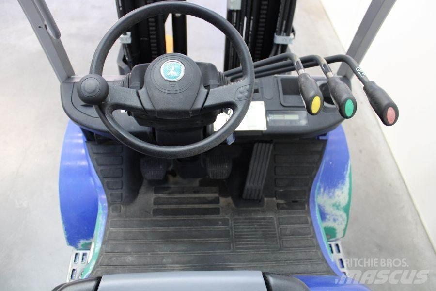 Cesab M 325 D ディーゼル・軽油