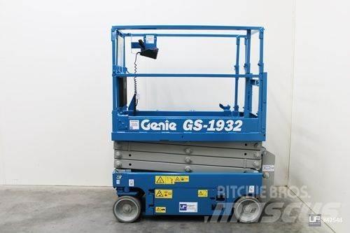 Genie GS 1932 シザースリフト