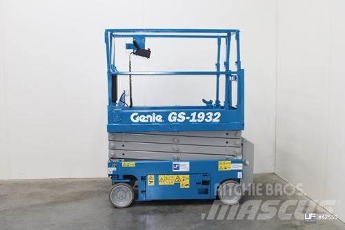 Genie GS 1932 シザースリフト