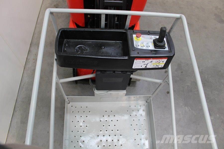 Manitou 100 VJR 垂直昇降型リフト