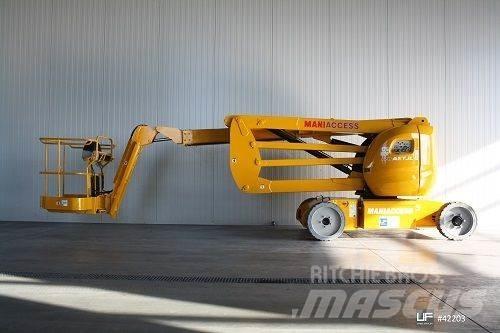 Manitou 170 AETJ ブームリフト　屈伸型