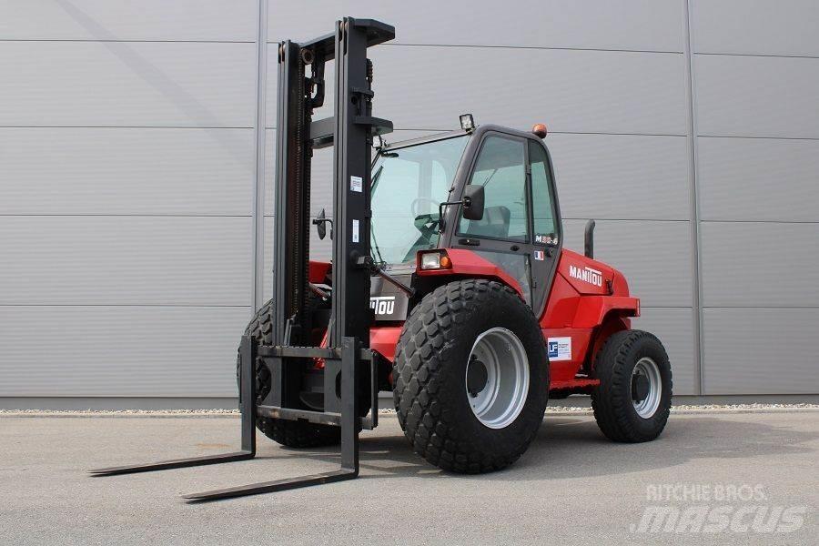 Manitou M 30-4 ラフターテレントラック