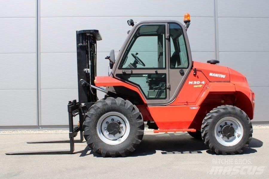 Manitou M 30-4 ラフターテレントラック