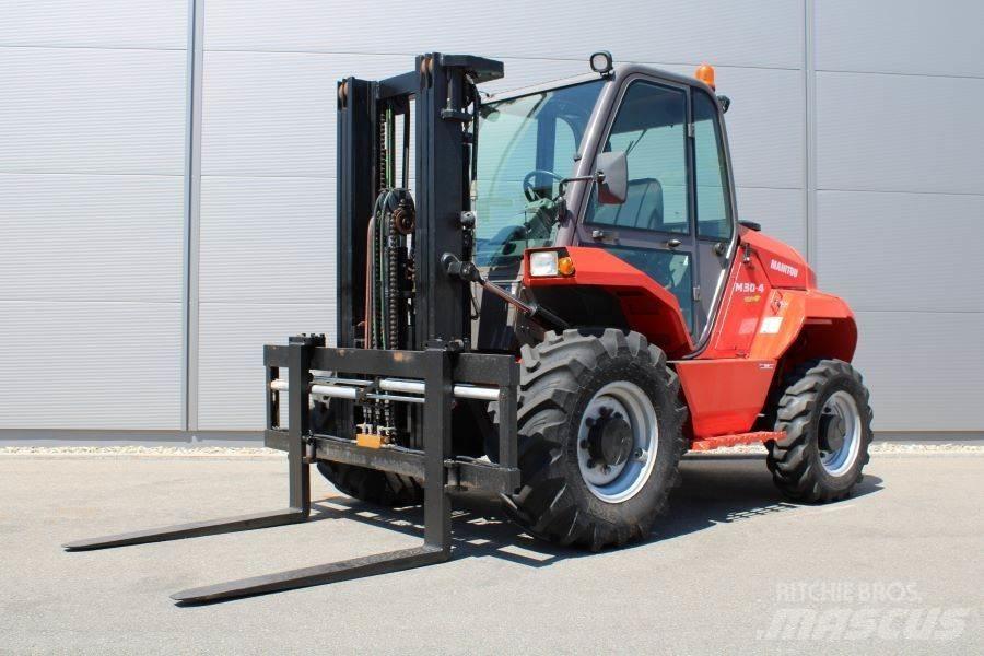Manitou M 30-4 ラフターテレントラック