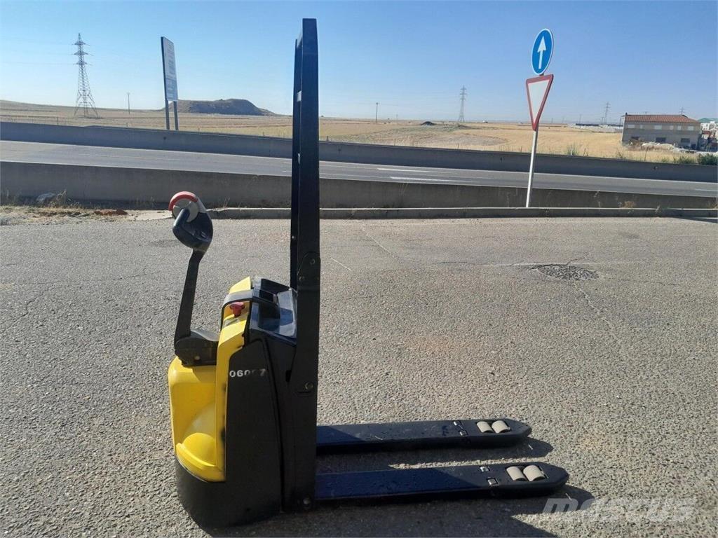Hyster P1.6 ローリフト