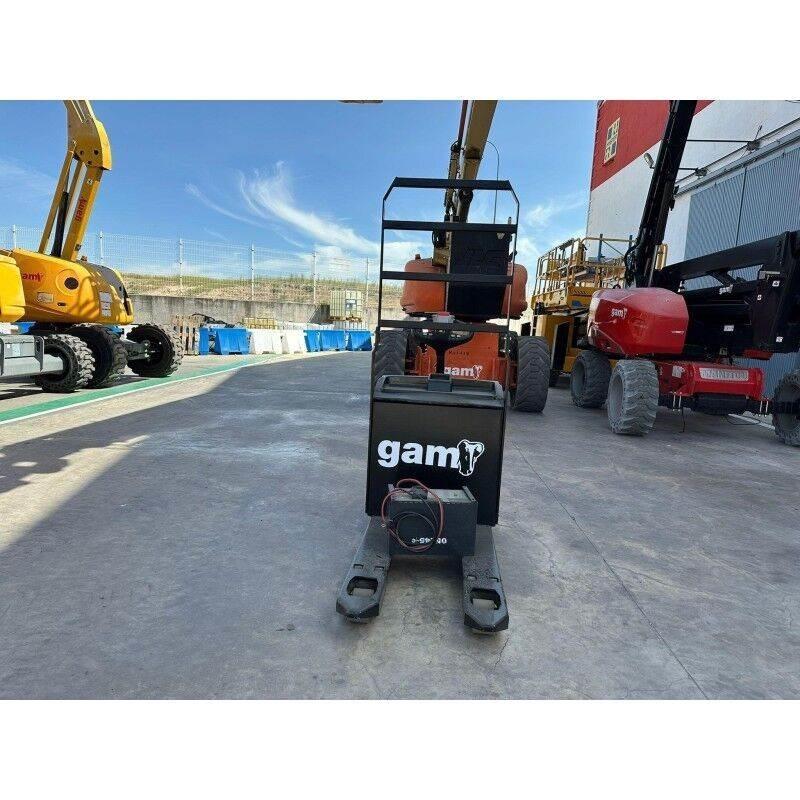 Hyster P2.0 ハンド　パレットトラック