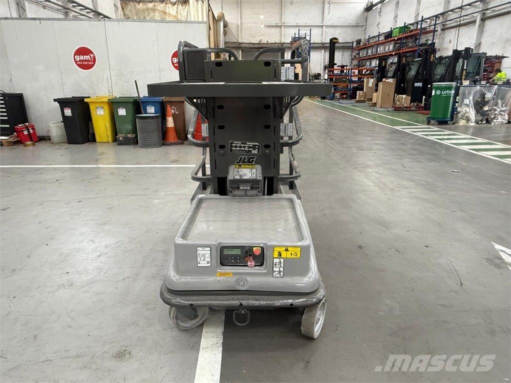 JLG 10MSP 中古 - マストクライミング作業用プラットフォーム
