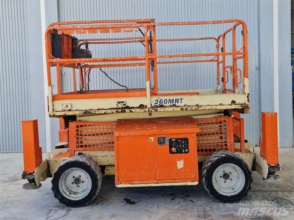 JLG 260 MRT シザースリフト