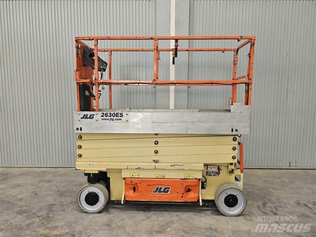 JLG 2630 ES シザースリフト