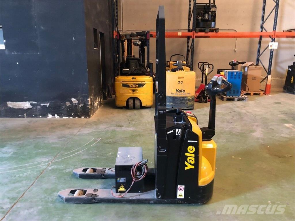Yale MP22 ハンド　パレットトラック