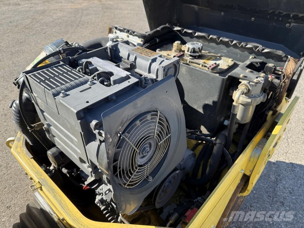 Bomag BW 100 AD-3 タンデムローラ