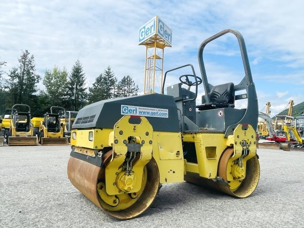 Bomag BW120 AD-3 タンデムローラ