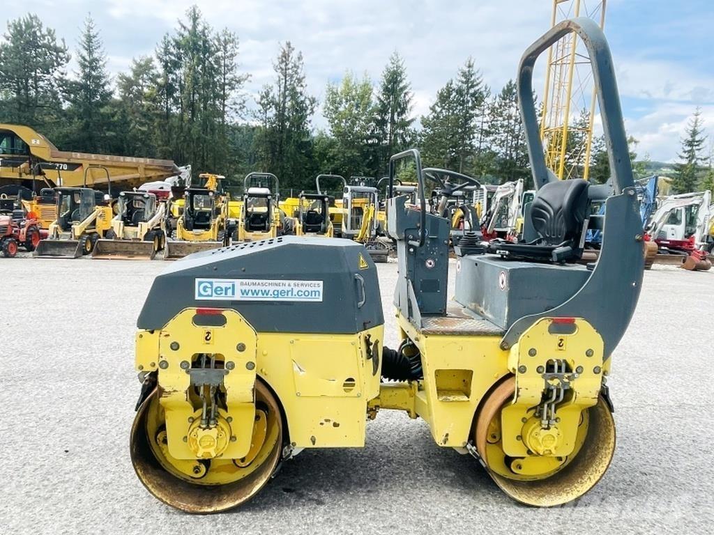 Bomag BW120 AD-3 タンデムローラ
