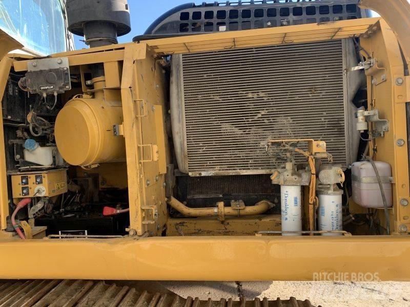 CAT 324 DL 大型油圧ショベル12t以上（パワーショベル・ユンボ）