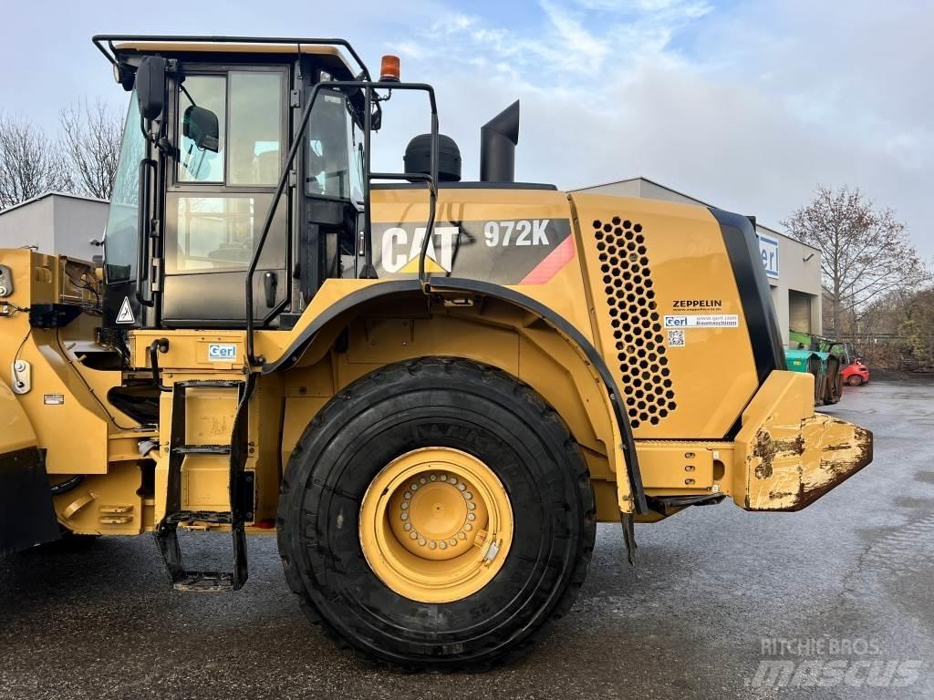 CAT 972 K ホイールローダー・タイヤショベル