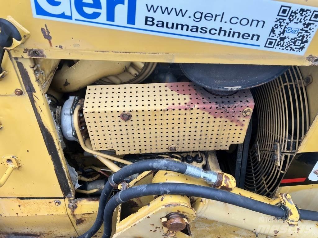 CAT D 5 H ブルドーザー