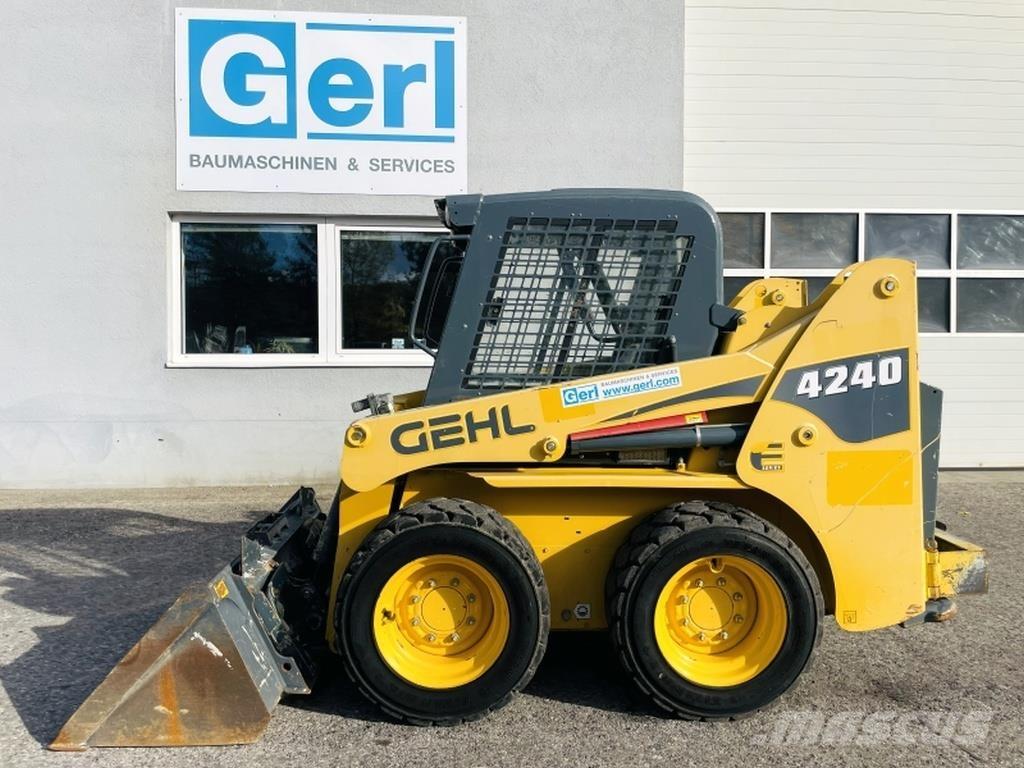 Gehl SL4240 スキッドステアローダー