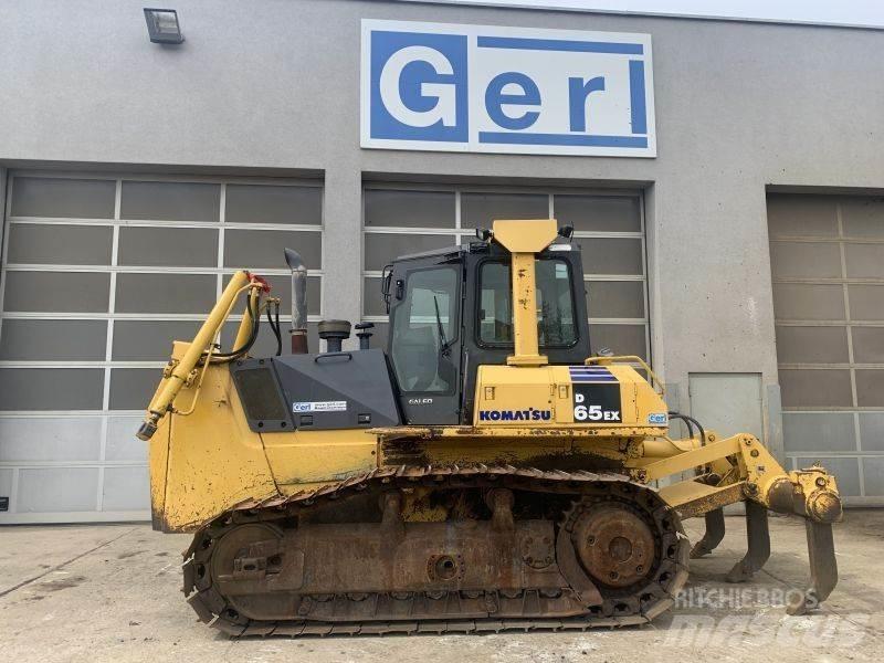 Komatsu D 65 EX-15 ブルドーザー