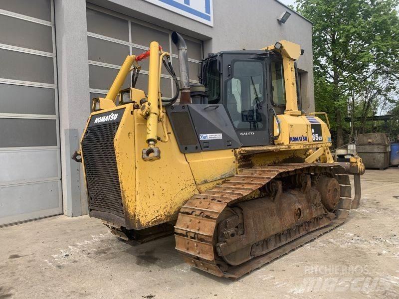 Komatsu D 65 EX-15 ブルドーザー