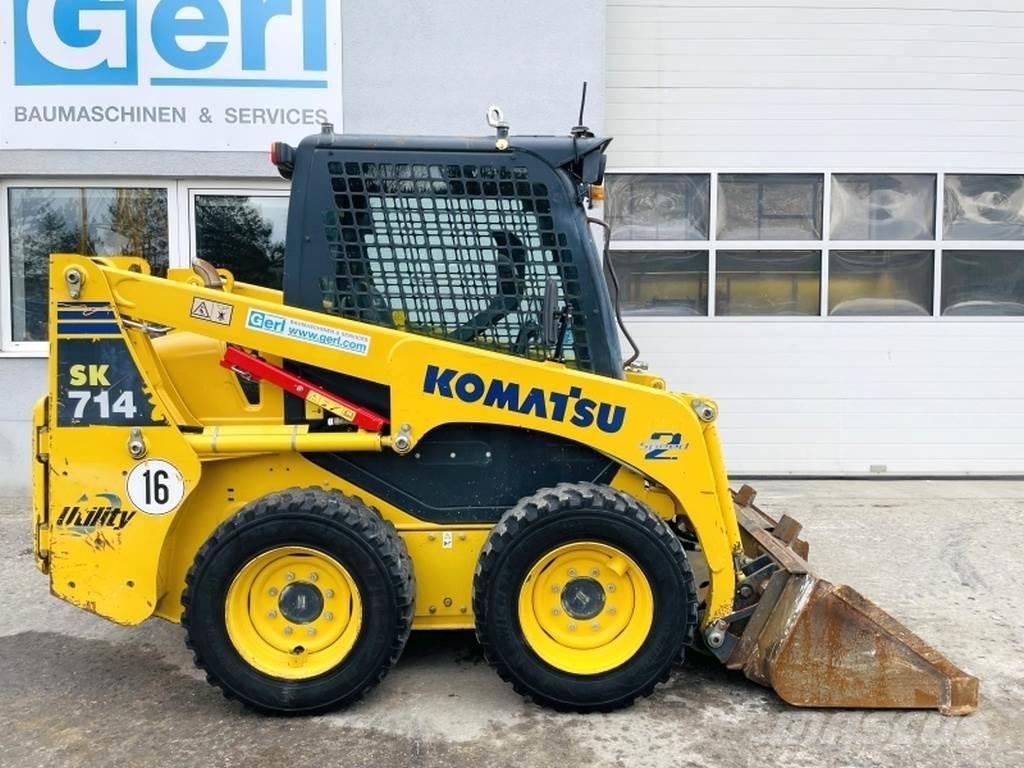 Komatsu SK714-5 スキッドステアローダー