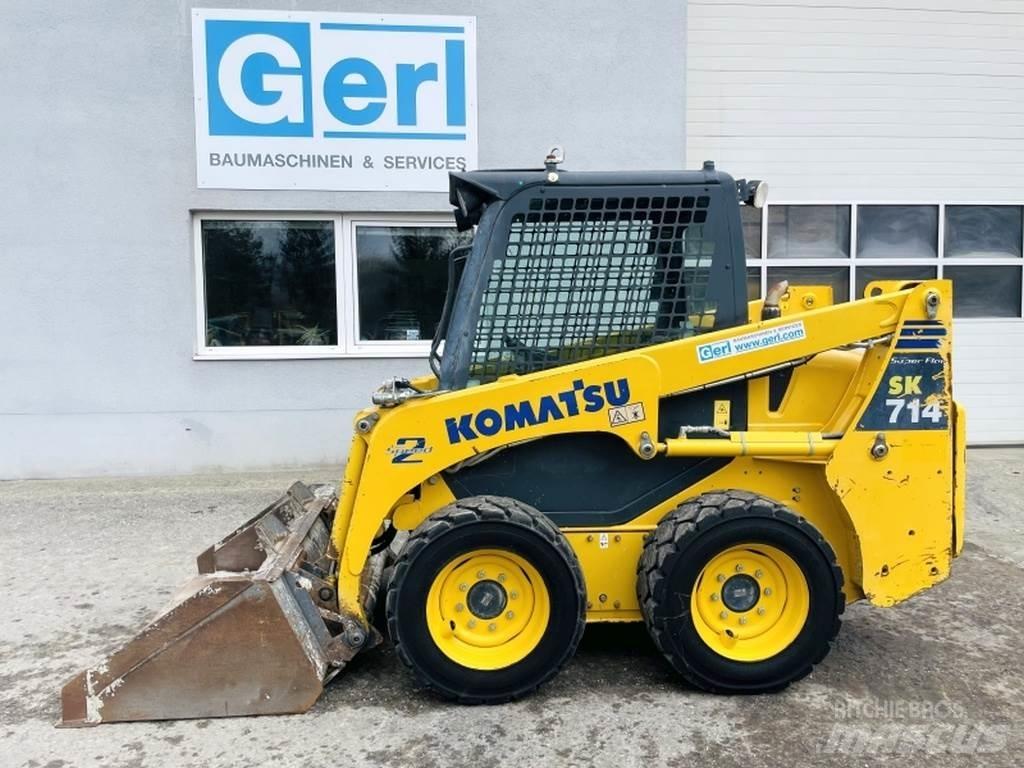 Komatsu SK714-5 スキッドステアローダー