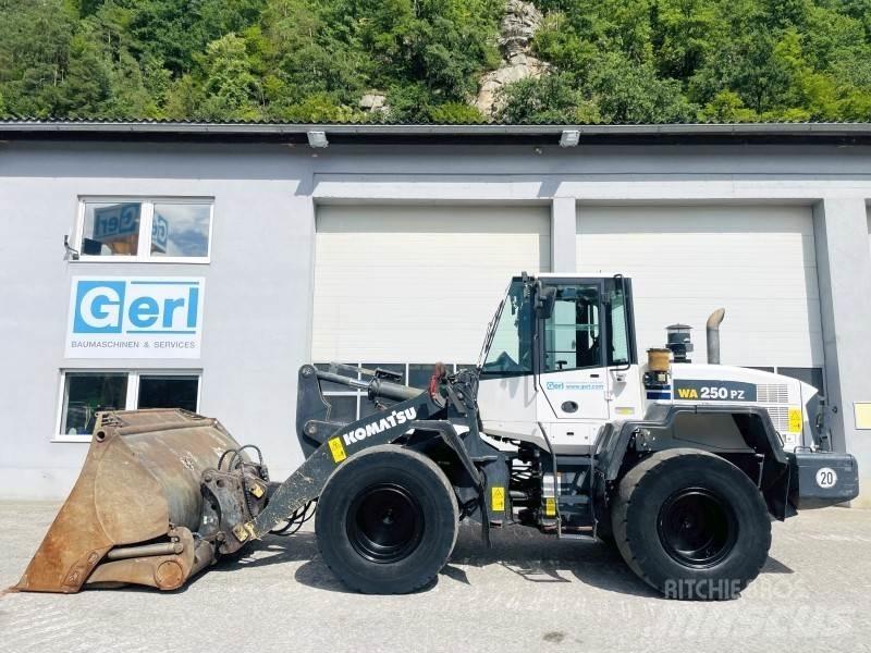 Komatsu WA250PZ-6 ホイールローダー・タイヤショベル