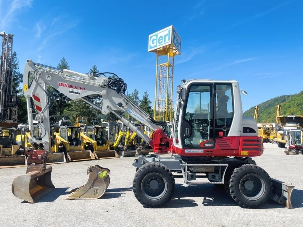 Takeuchi TB295W ホイール式油圧ショベル（パワーショベル・ユンボ・バックホー）