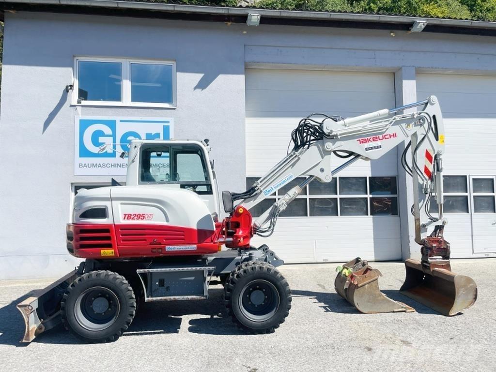Takeuchi TB295W ホイール式油圧ショベル（パワーショベル・ユンボ・バックホー）