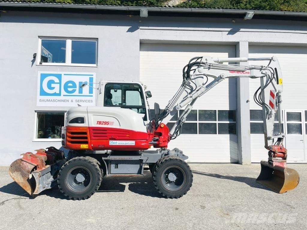 Takeuchi TB295W ホイール式油圧ショベル（パワーショベル・ユンボ・バックホー）