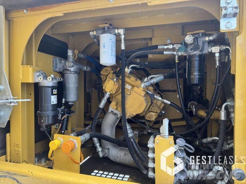 CAT 330FLN 大型油圧ショベル12t以上（パワーショベル・ユンボ）