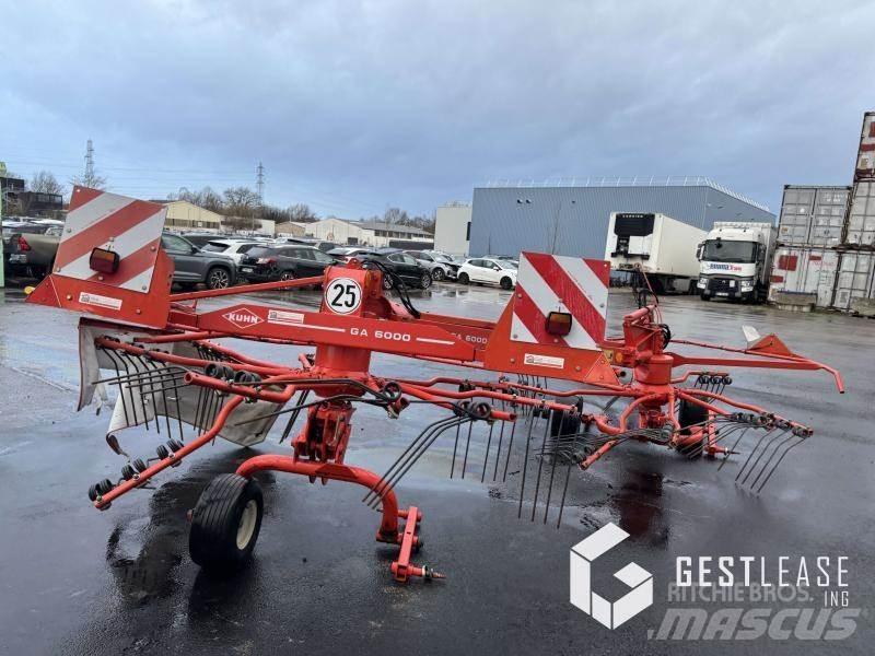Kuhn GA 6000 ウィンドローア/レーキ