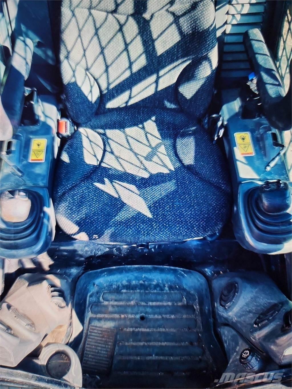 CAT 299D2 スキッドステアローダー