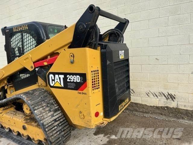CAT 299D2 XHP スキッドステアローダー