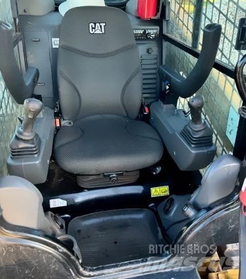 CAT 299D3-XE スキッドステアローダー