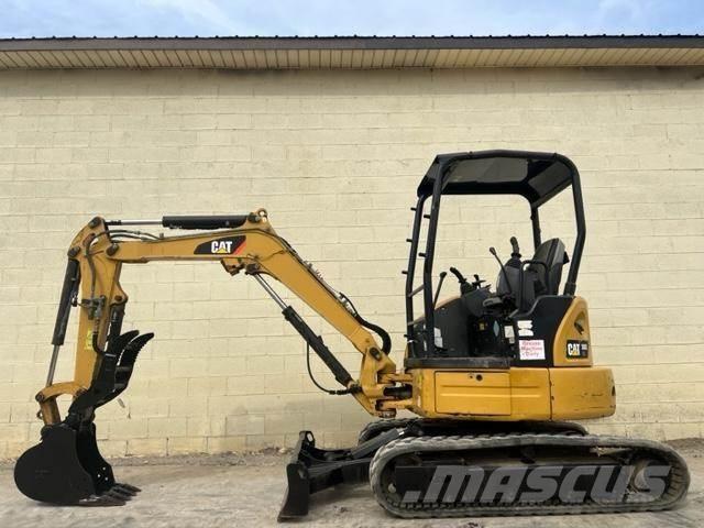 CAT 303E CR ミニ油圧ショベル 7t以下（ミニユンボ・ミニディガー）