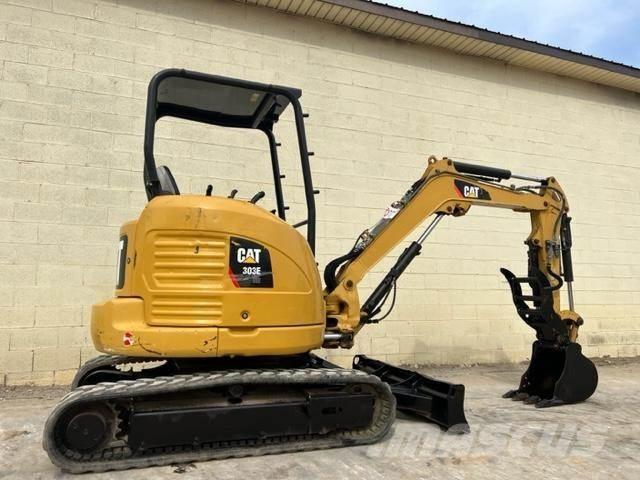 CAT 303E CR ミニ油圧ショベル 7t以下（ミニユンボ・ミニディガー）