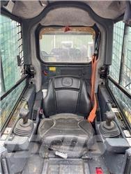 John Deere 325G スキッドステアローダー