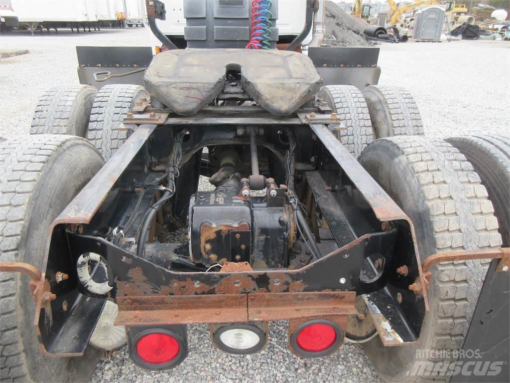 Mack CHN613 中古トラクターヘッド | トレーラーヘッド