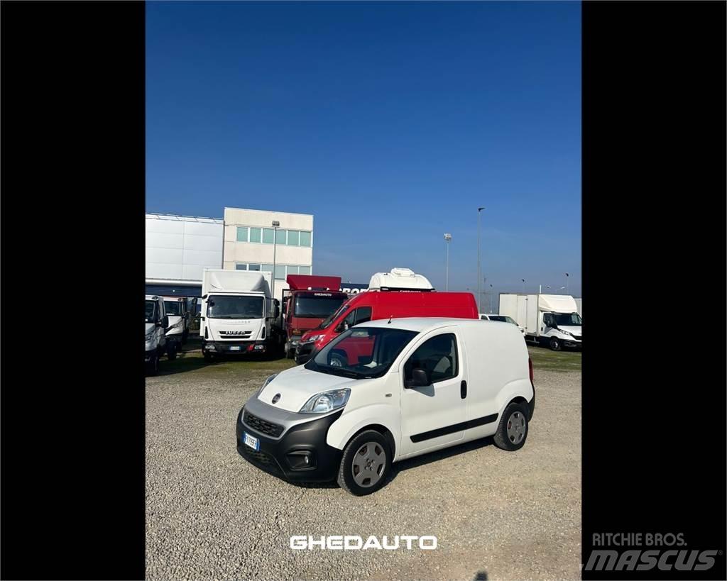 Fiat Fiorino III 2016 ボックストラック