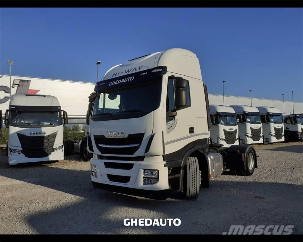 Iveco AS440S48T/P ボックスボディー、ウイング、箱車