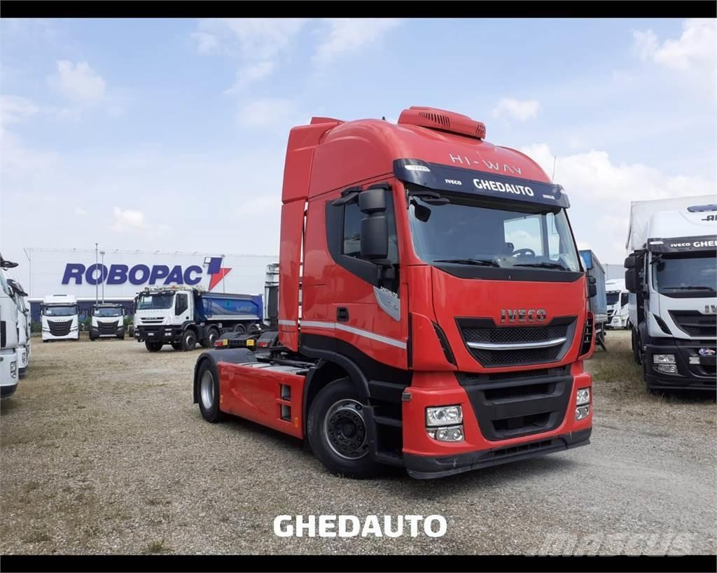 Iveco AS440S48T/P ボックスボディー、ウイング、箱車