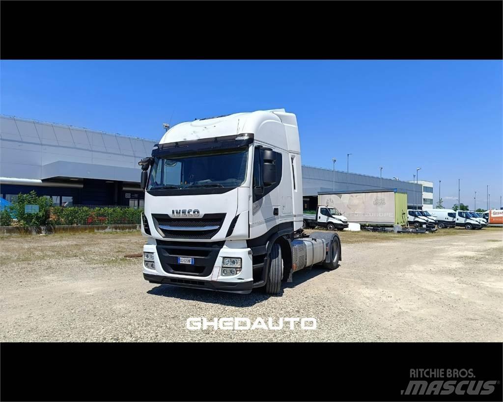Iveco AS440ST/P ボックスボディー、ウイング、箱車
