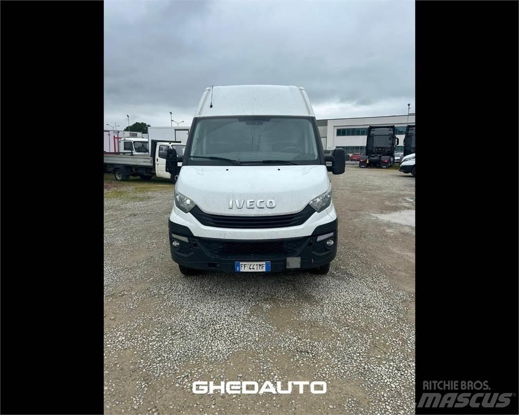 Iveco DAILY 35 ボックストラック